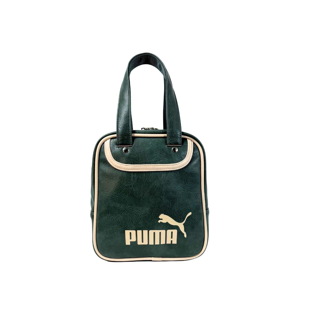 ★先行予約受付中　[PUMA] ボウラーバッグ　4L　J20510