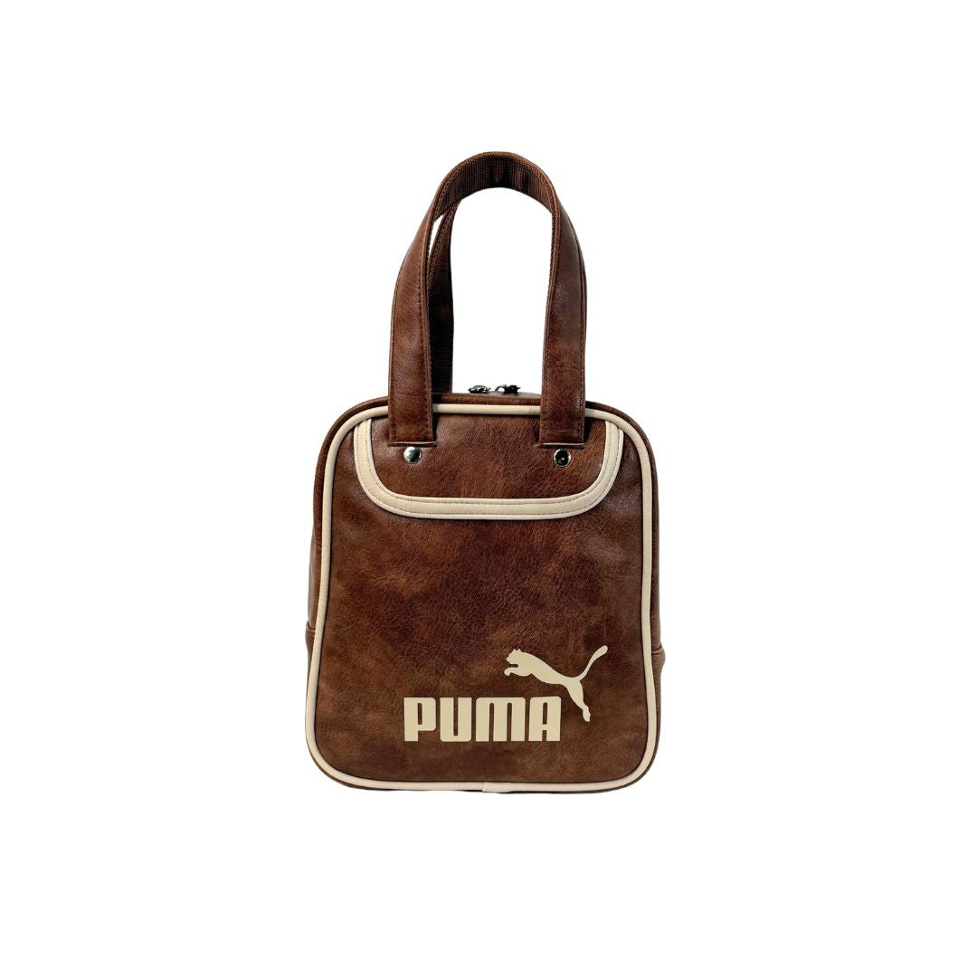 ★先行予約受付中　[PUMA] ボウラーバッグ　4L　J20510