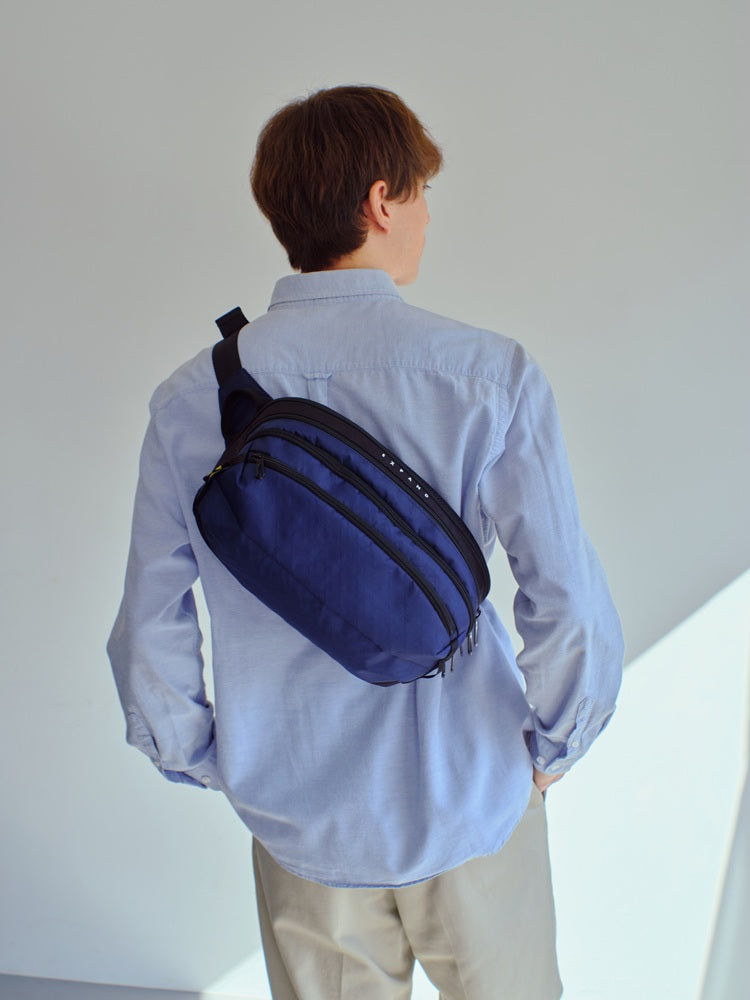 ［R.G.B］CARGOシリーズ　スリングバッグM　RGCA-005　7～9Ｌ