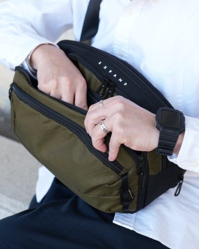 ［R.G.B］CARGOシリーズ　スリングバッグM　RGCA-005　7～9Ｌ