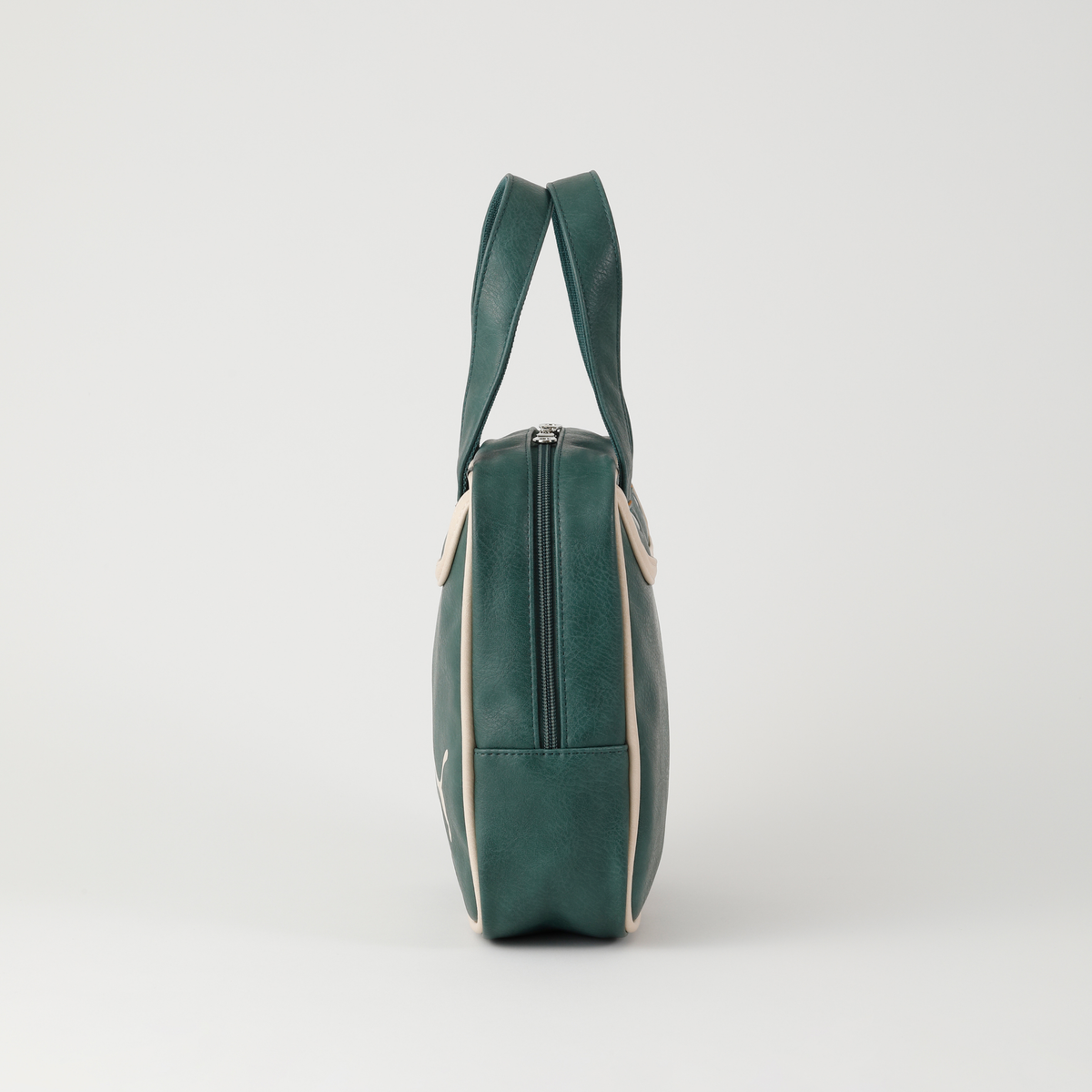 [PUMA] ボウラーバッグ　4L　J20510