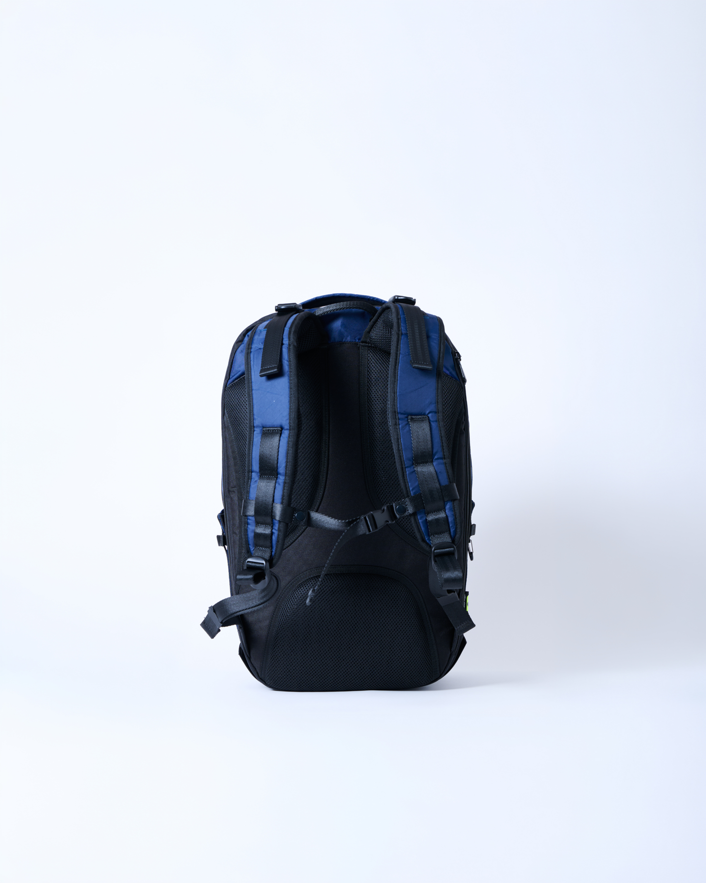 ［R.G.B］CARGOシリーズ　バックパックＬ　RGCA-001　33～39Ｌ