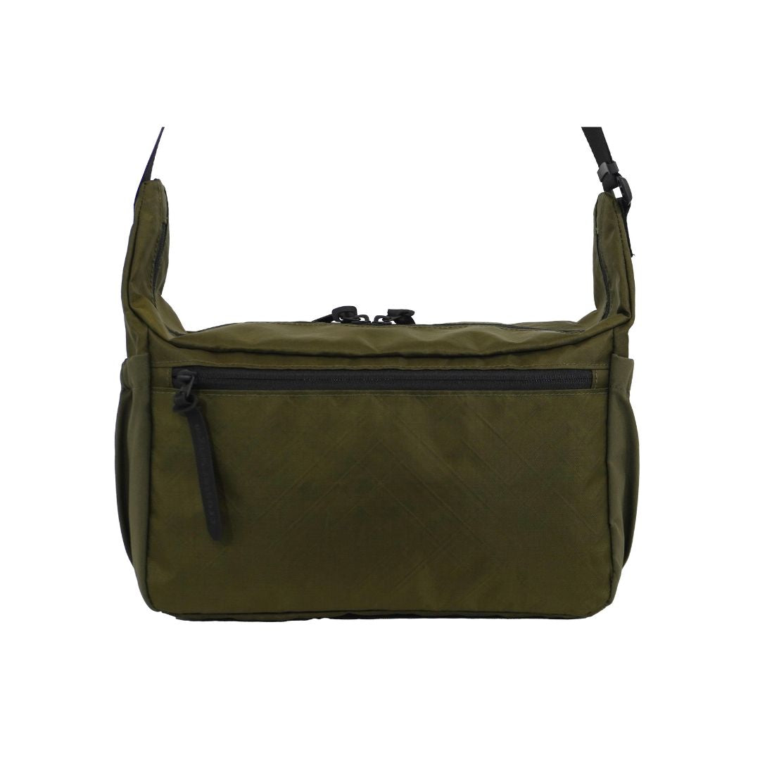 ［CROSTER DRAGON］EPX SERIES ショルダーバッグ（M） 8L CRDE‐2005