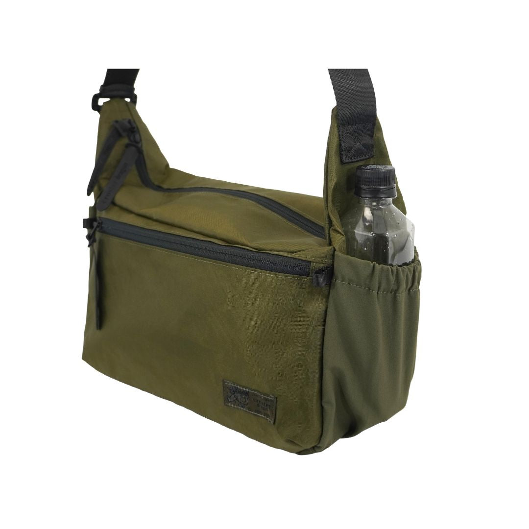 ［CROSTER DRAGON］EPX SERIES ショルダーバッグ（M） 8L CRDE‐2005