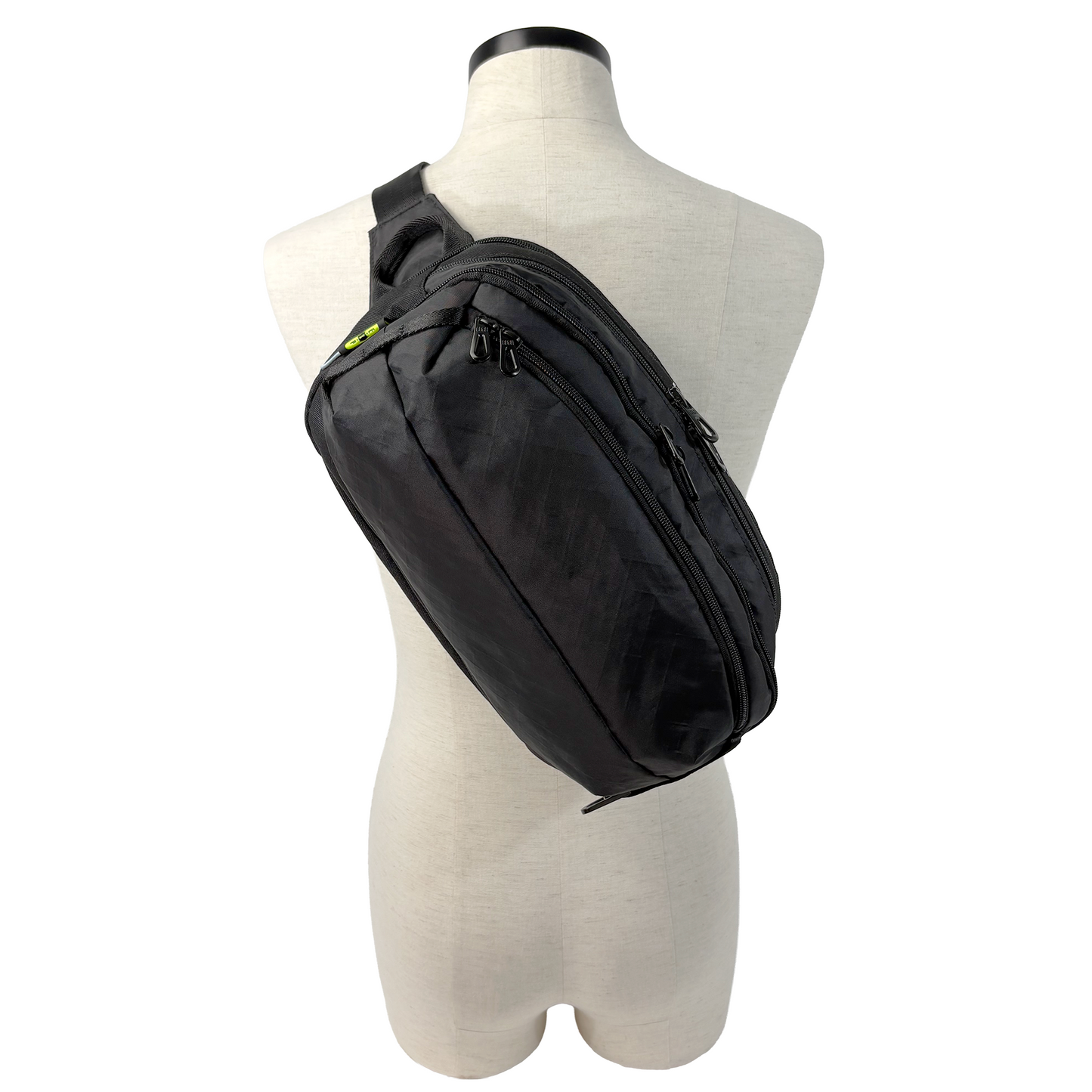 ［R.G.B］CARGOシリーズ　スリングバッグM　RGCA-005　7～9Ｌ