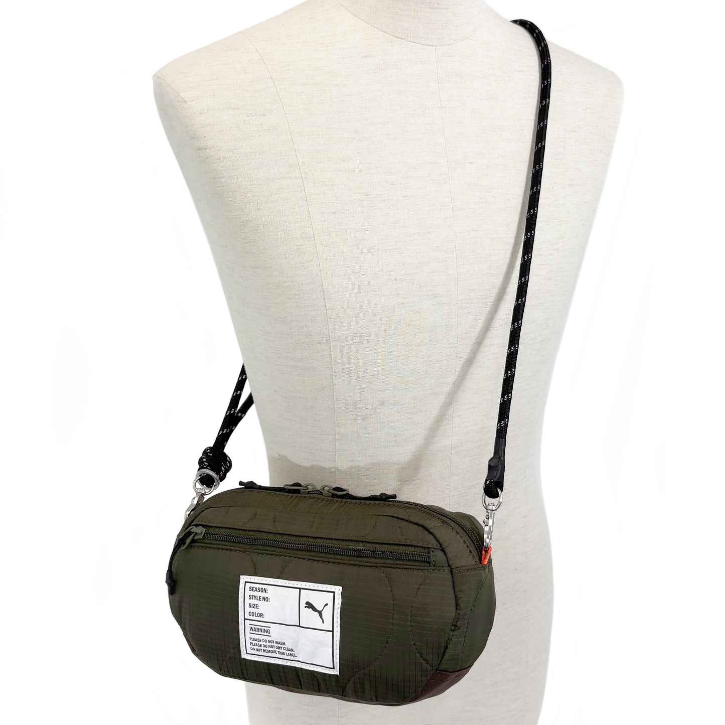［PUMA］ミニショルダーバッグ 2L J20397