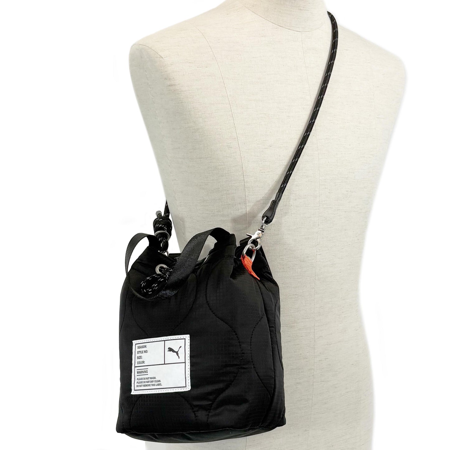 ［PUMA］パーソナルエフェクトバッグ 4L J20398
