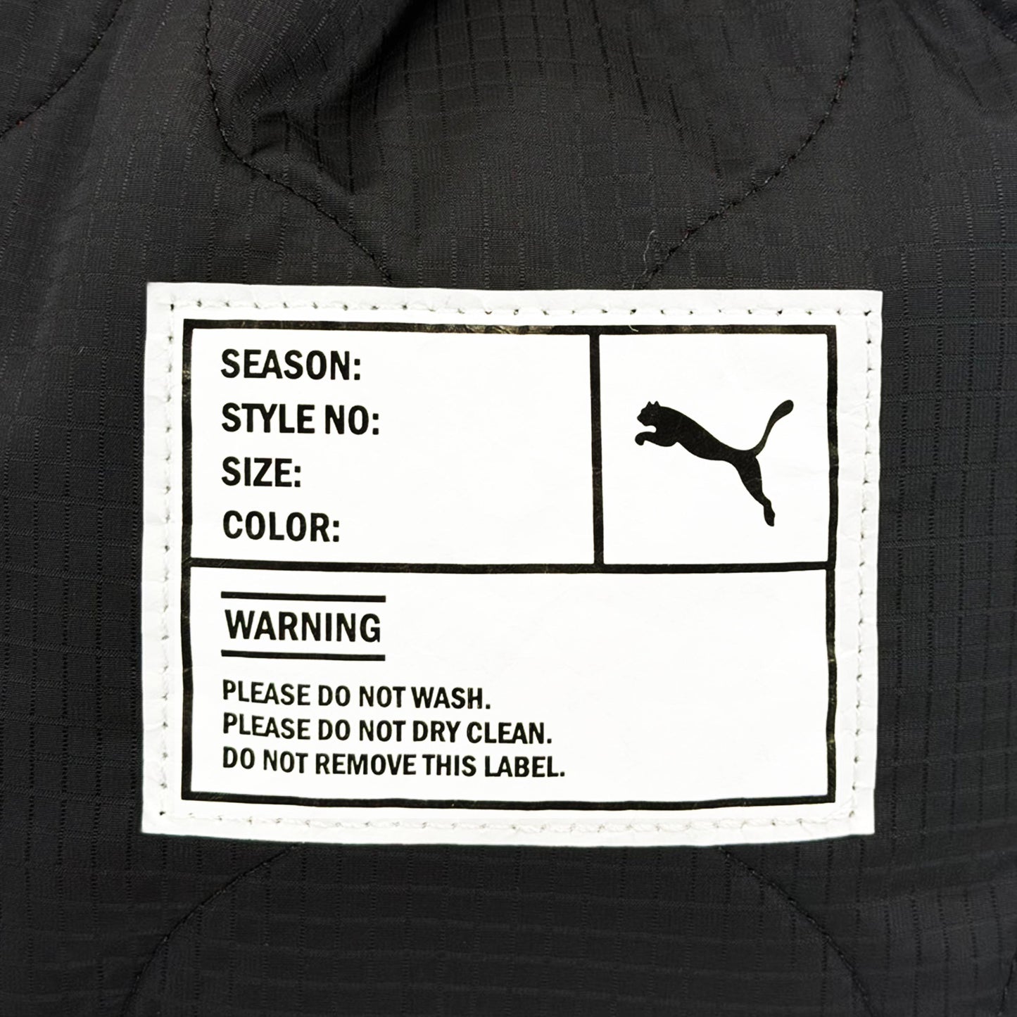 ［PUMA］パーソナルエフェクトバッグ 4L J20398