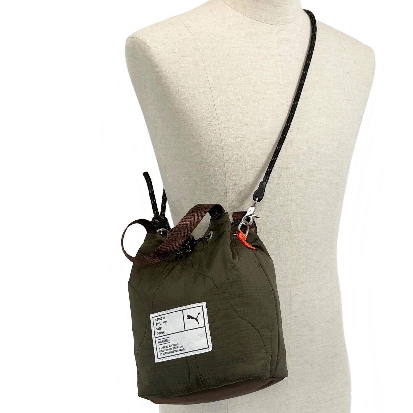 ［PUMA］パーソナルエフェクトバッグ 4L J20398